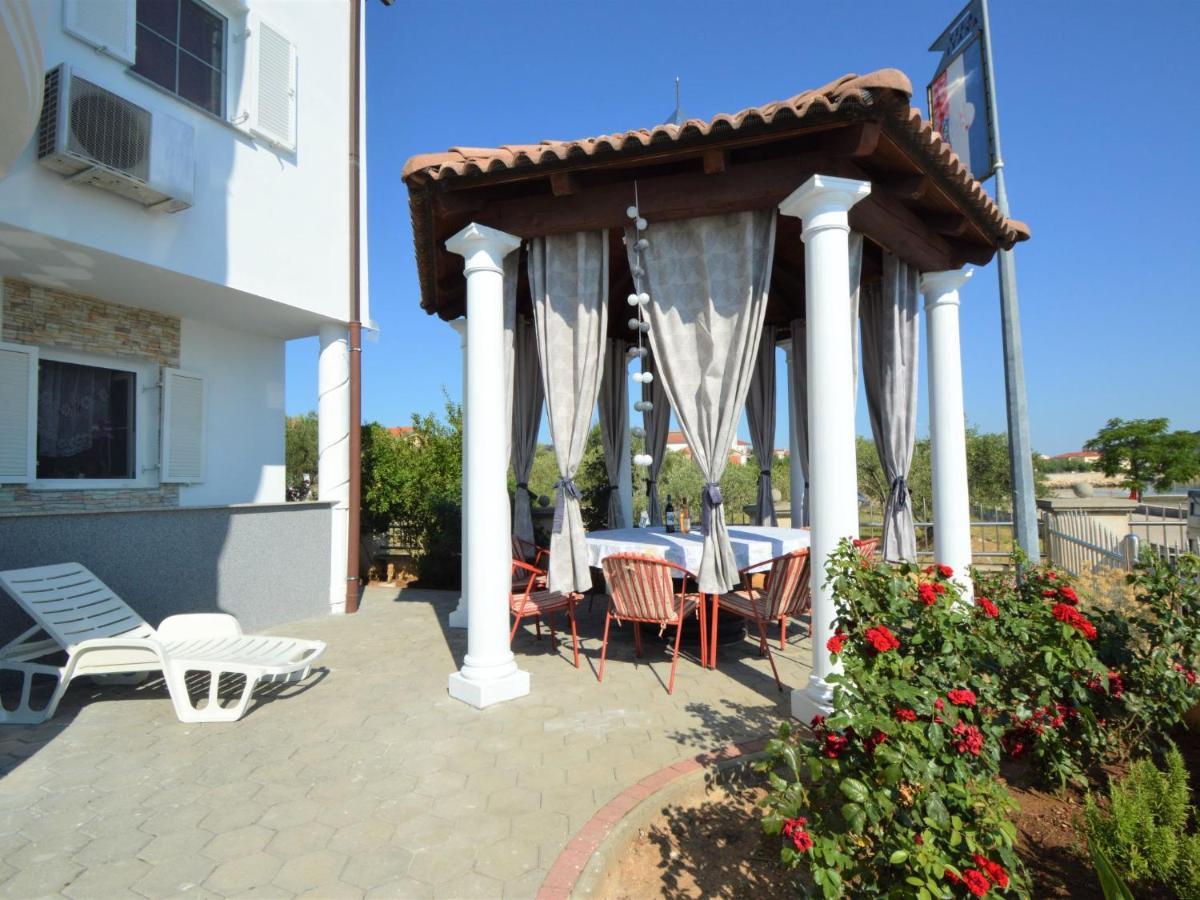 Apartment Ivana-5 By Interhome Raslina Exterior photo
